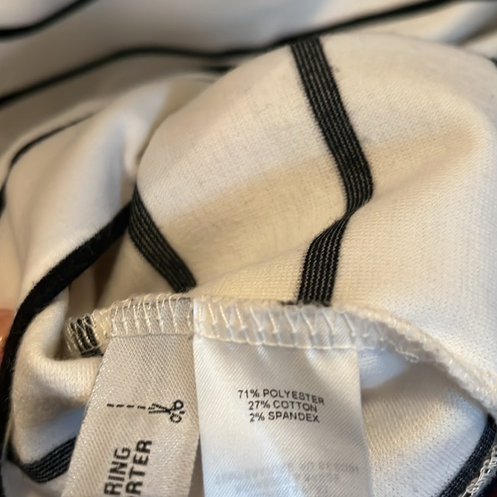 Joe Fresh - white and black striped dress ! Ruffle collar and pockets. - Picture 5 of 5